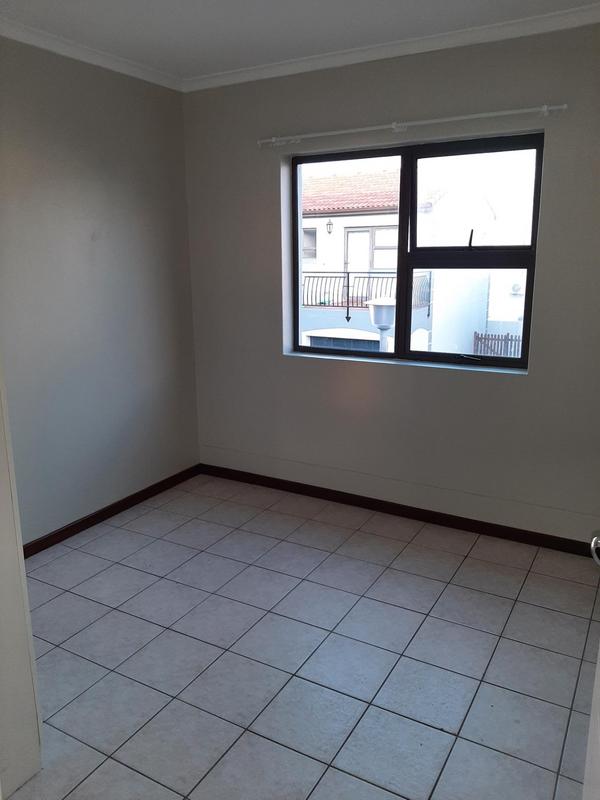 To Let 3 Bedroom Property for Rent in Parklands Western Cape